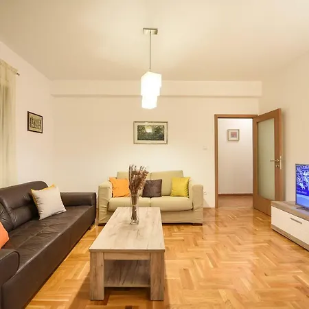 Ferienwohnung Enigma Podgorica Exterior foto